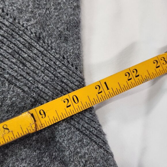 Designer Vivian Shyu Gray Long Sweater  Lot D - Picture 6 of 9